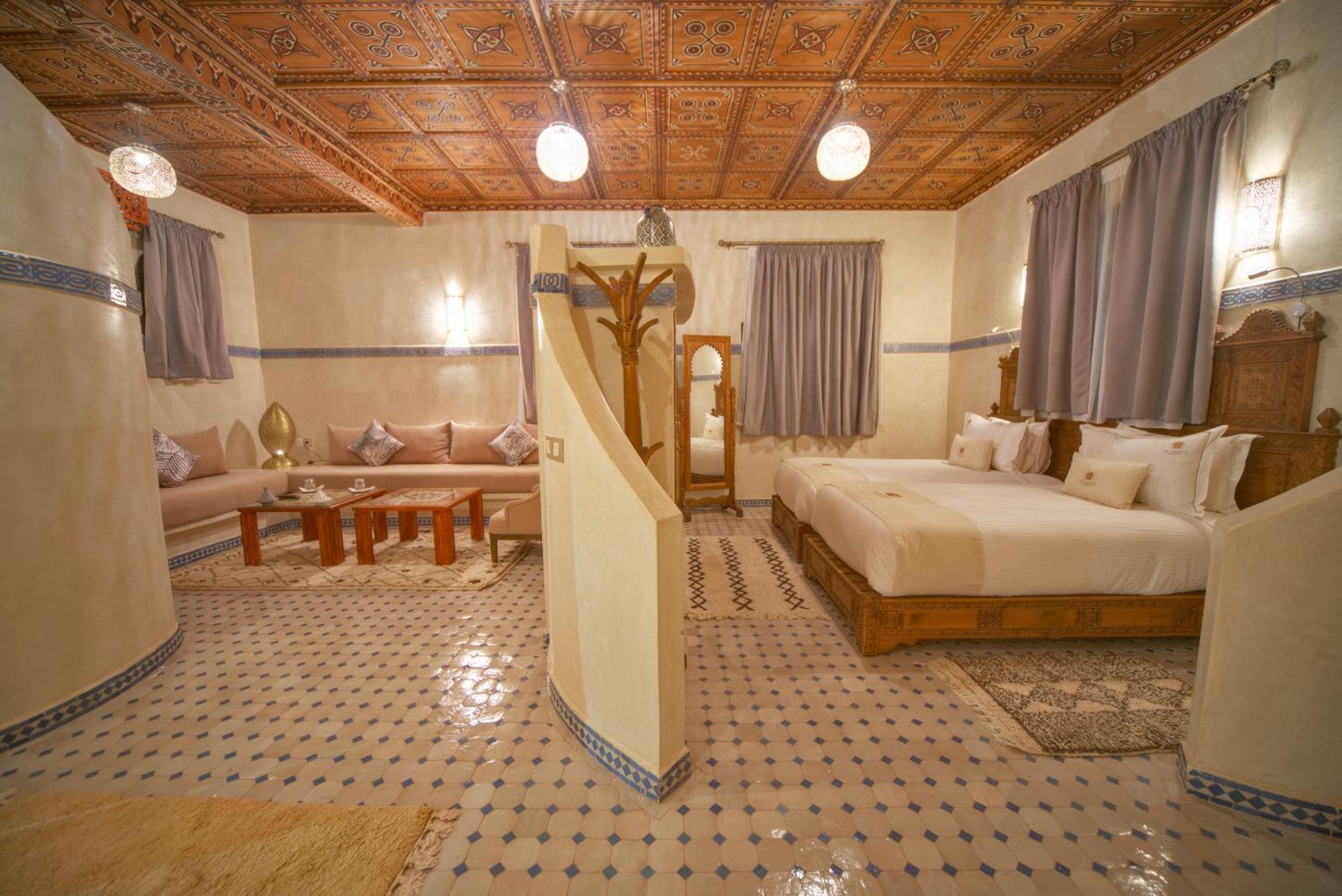 Oz Palace Ouarzazate & Spa Tajda Exterior photo